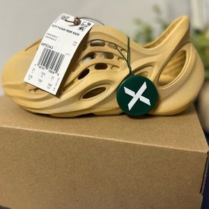 Yeezy Foam Runners (kids)